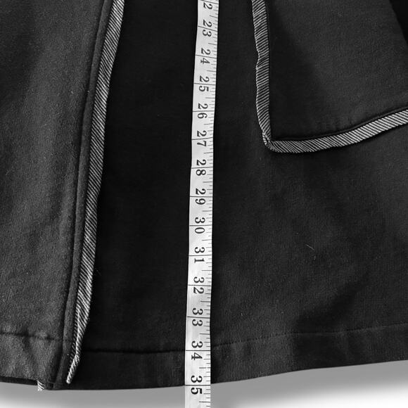 Tulip Black Women's Size XS Black 4 Button Down Quiet Luxury Parisian Minimalist - Picture 8 of 8